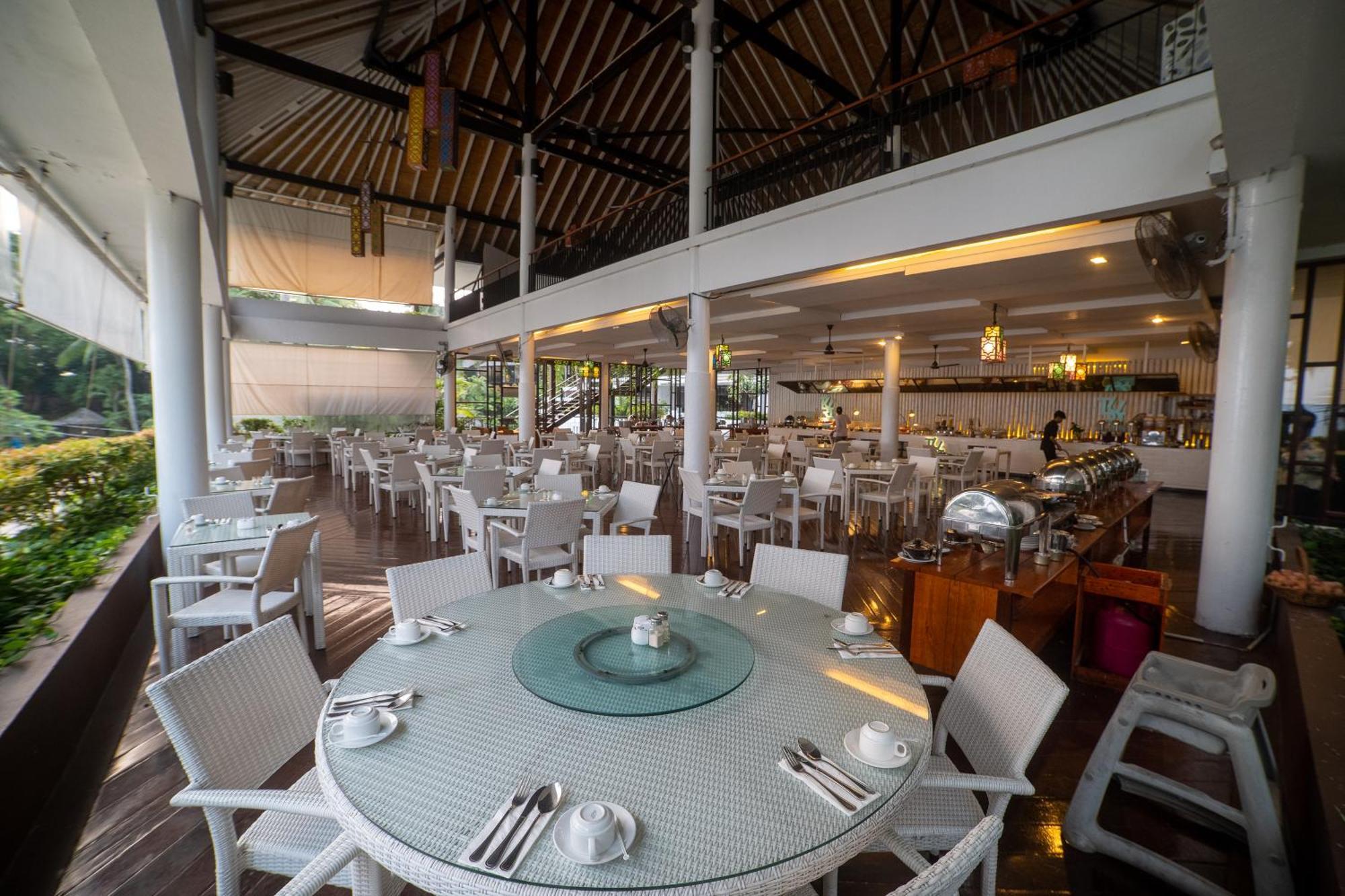 Turi Beach Resort Nongsa Luaran gambar